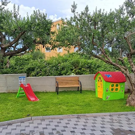 Apartment Olea *