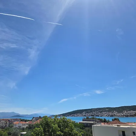 Olea Daire Trogir